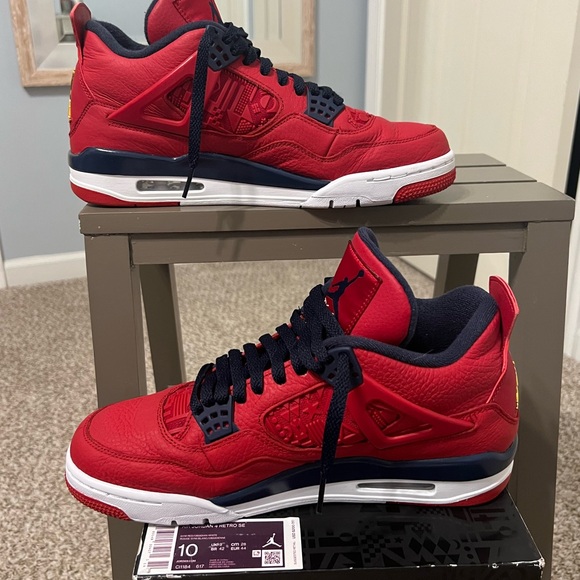 Air Jordan 4 Retro FIBA (2019) - Picture 1 of 10